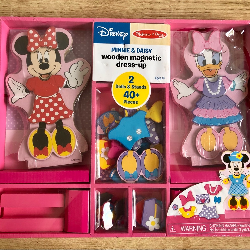 Melissa & Doug Minnie & Daisy Magnetic Dress-Up Set - Red and Purple